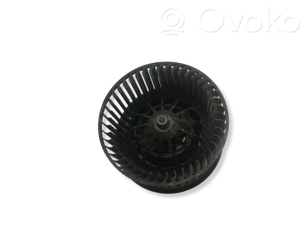 Ford Focus Mazā radiatora ventilators 