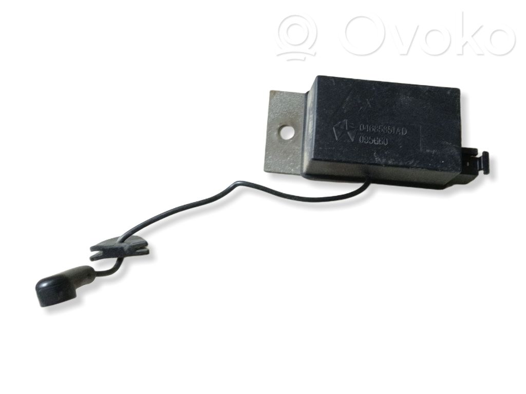Chrysler Pacifica Aerial antenna amplifier 