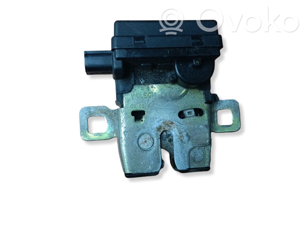 Mini One - Cooper R50 - 53 Tailgate/trunk/boot lock/catch/latch 