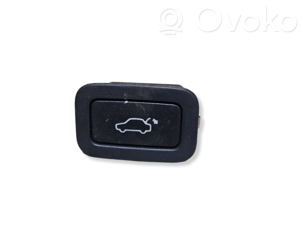 Tailgate/trunk/boot open switch   31264960AA