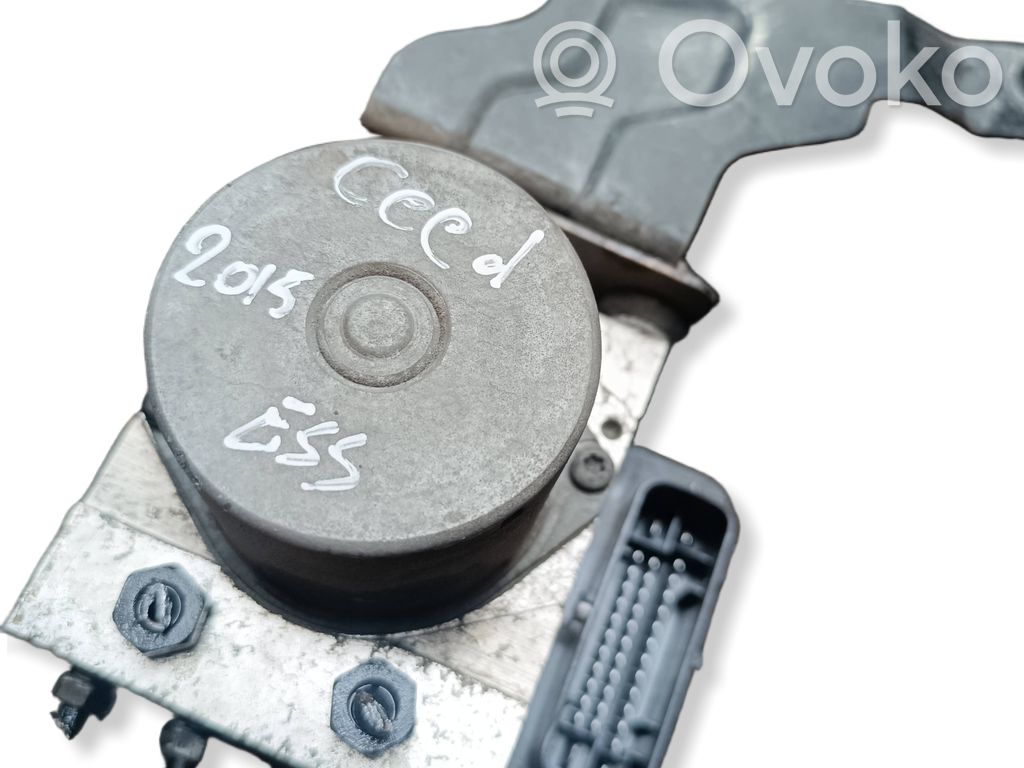 Bomba de ABS   58900A2210,342012047903