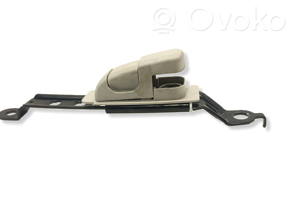 Nissan X-Trail T32 Seat belt adjustment rail 