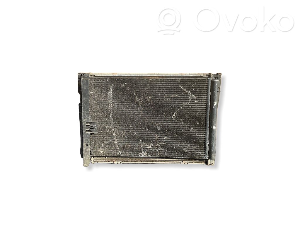 BMW 3 E92 E93 Dzesēšanas šķidruma radiators 