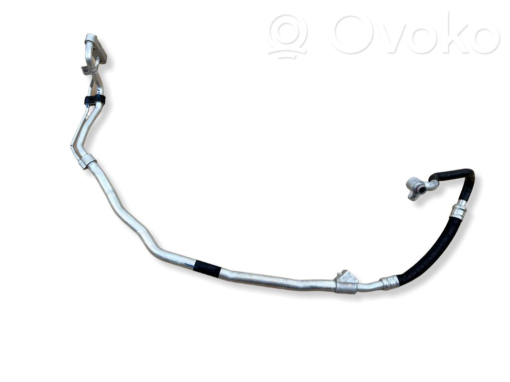 Audi A8 S8 D5 Ilmastointilaitteen putki (A/C) 