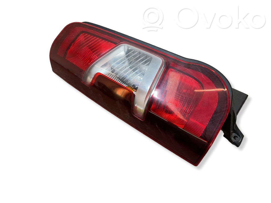 Luz trasera/de freno   9819235880,311008894,980101001