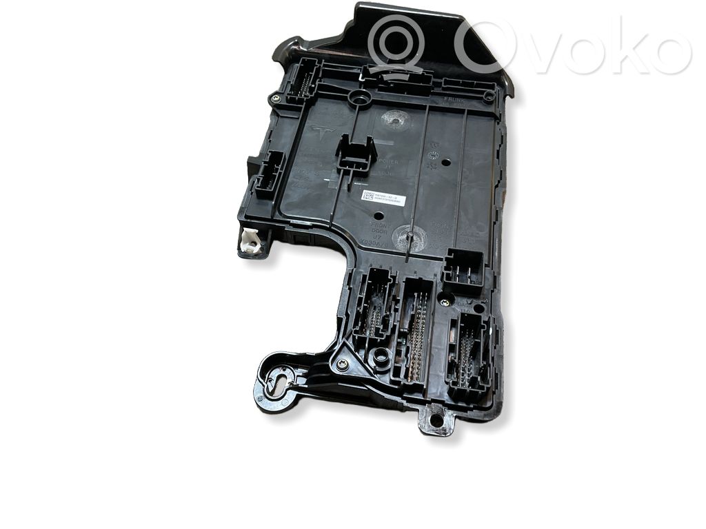 Tesla Model 3 Kėbulo modulis 