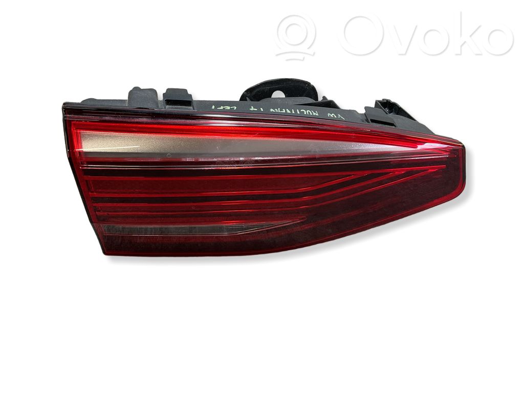 Volkswagen Multivan T7 Tailgate rear/tail lights 