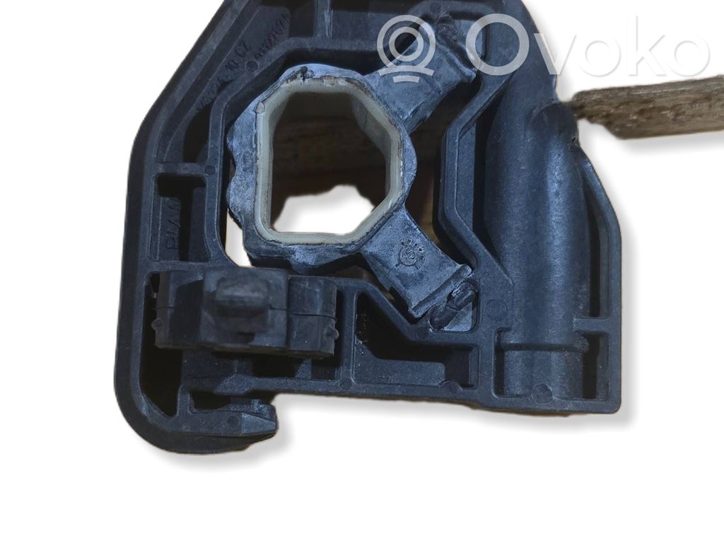 BMW 5 E60 E61 Fixation de radiateur 
