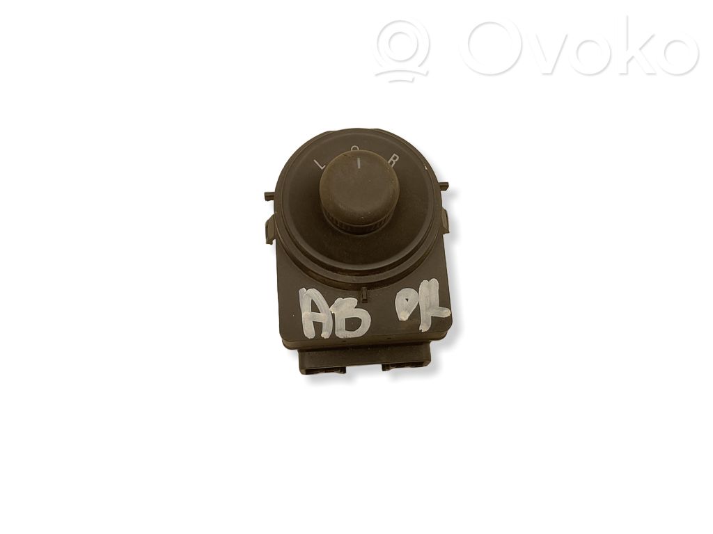 Opel Insignia A Wing mirror switch 