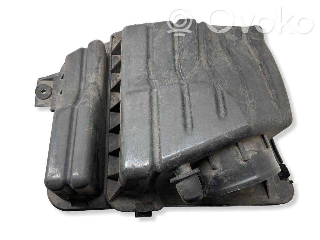 Chrysler Grand Voyager IV Air filter box 