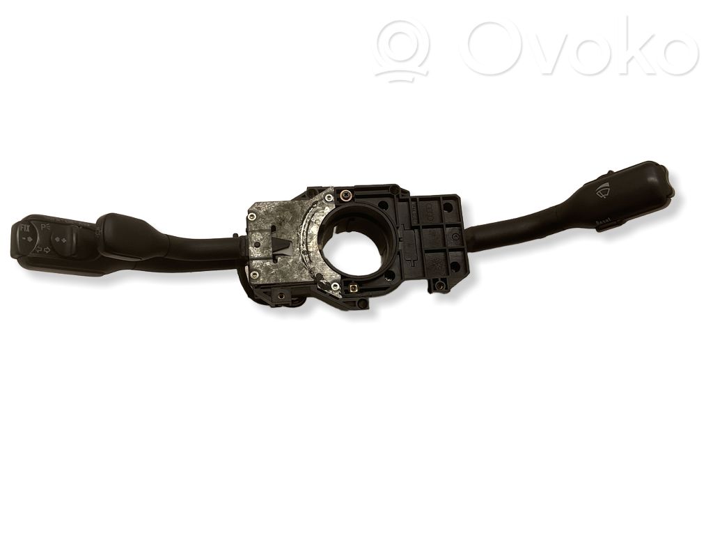 Audi A8 S8 D2 4D Wiper turn signal indicator stalk/switch 