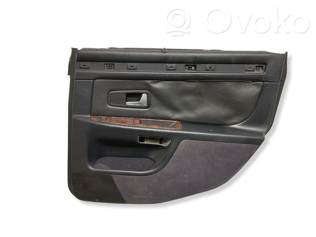 Audi A8 S8 D2 4D Takaoven verhoilu 
