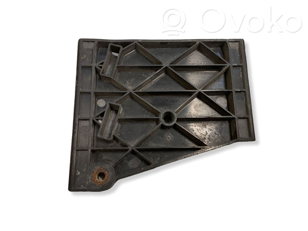 Audi A8 S8 D2 4D Front bumper mounting bracket 