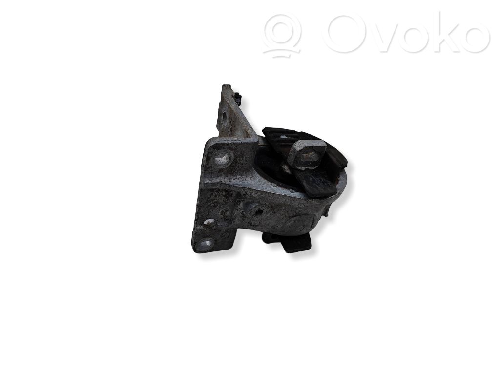 Gearbox mounting bracket