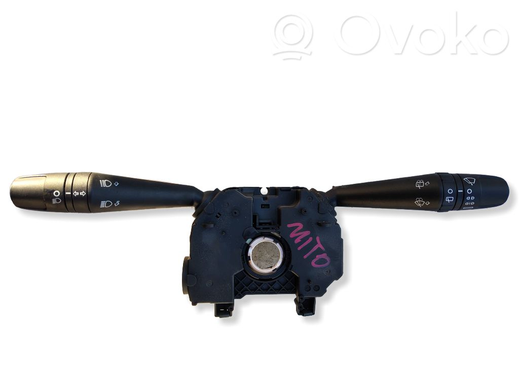 Alfa Romeo Mito Wiper turn signal indicator stalk/switch 