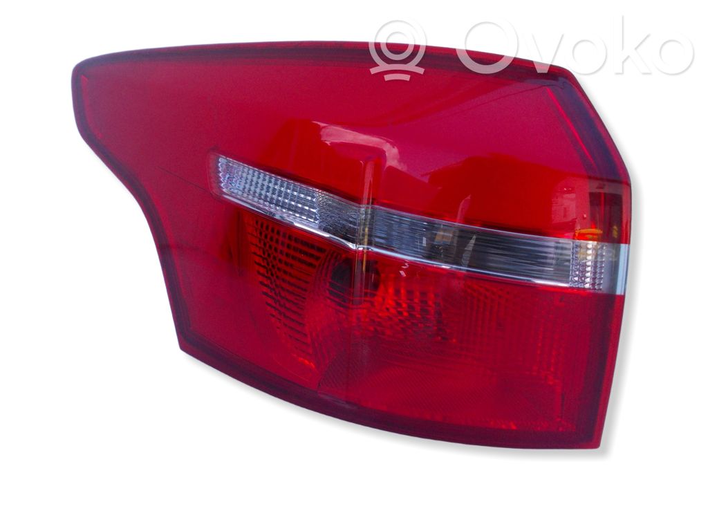 Ford Focus Aizmugurējais lukturis virsbūvē 