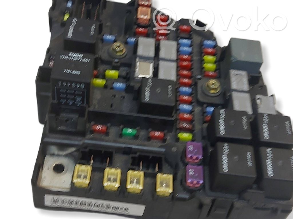 Cadillac SRX Fuse module 