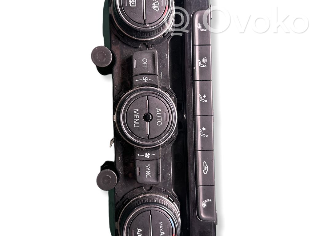 Volkswagen Golf VII Panel klimatyzacji 