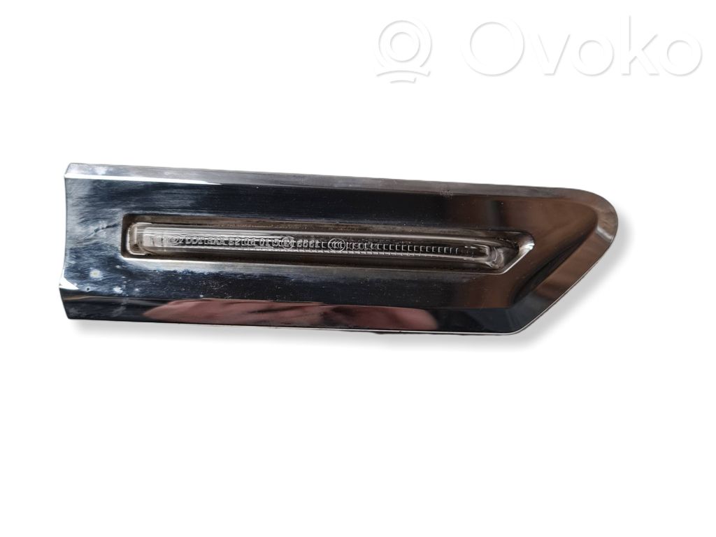 BMW 7 F01 F02 F03 F04 Поворотный фонарь крыла 