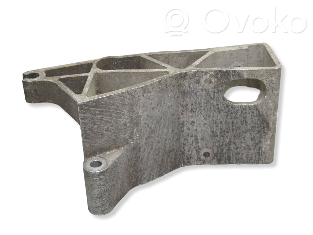 Volvo S80 Gearbox mounting bracket 