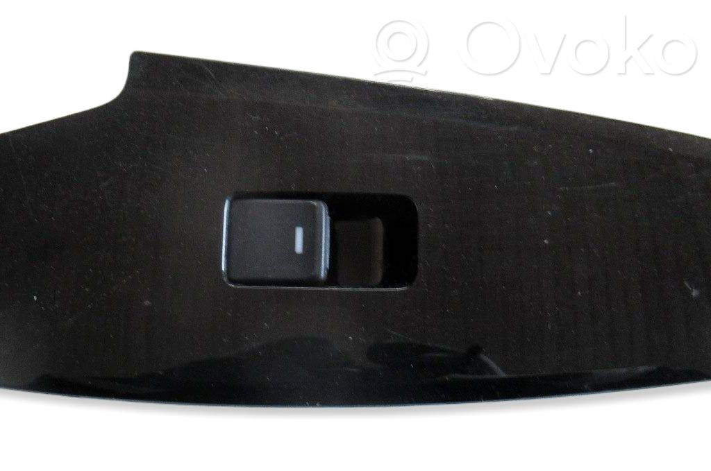 Mazda 3 III Electric window control switch 