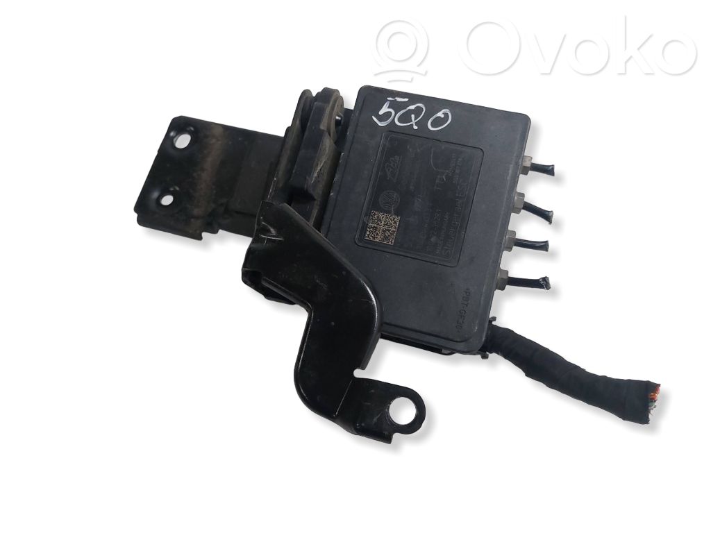 ABS-pumppu   5Q0907379L,28515402203,10062235281,10091543333T