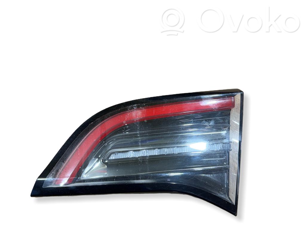 Tesla Model S Tailgate rear/tail lights 