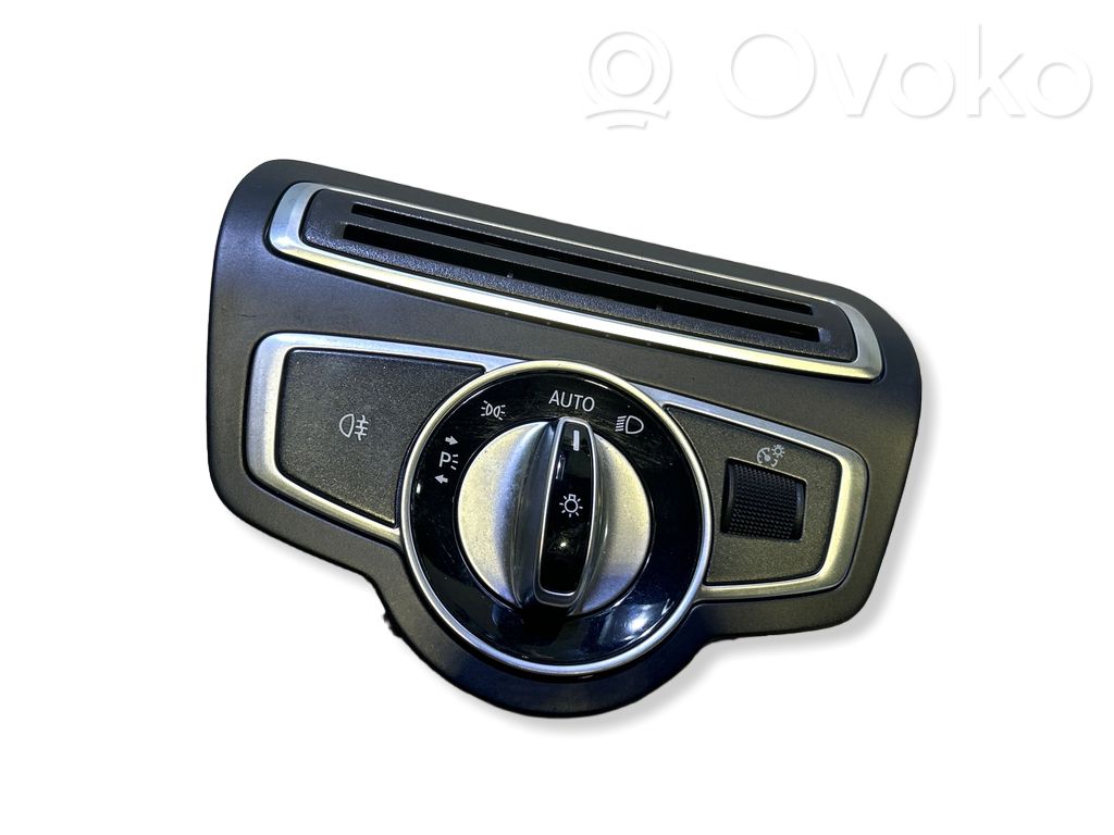 Mercedes-Benz C W205 Przełącznik świateł 