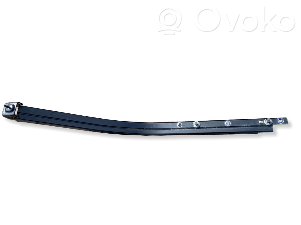Peugeot Rifter Sliding door bottom rail 