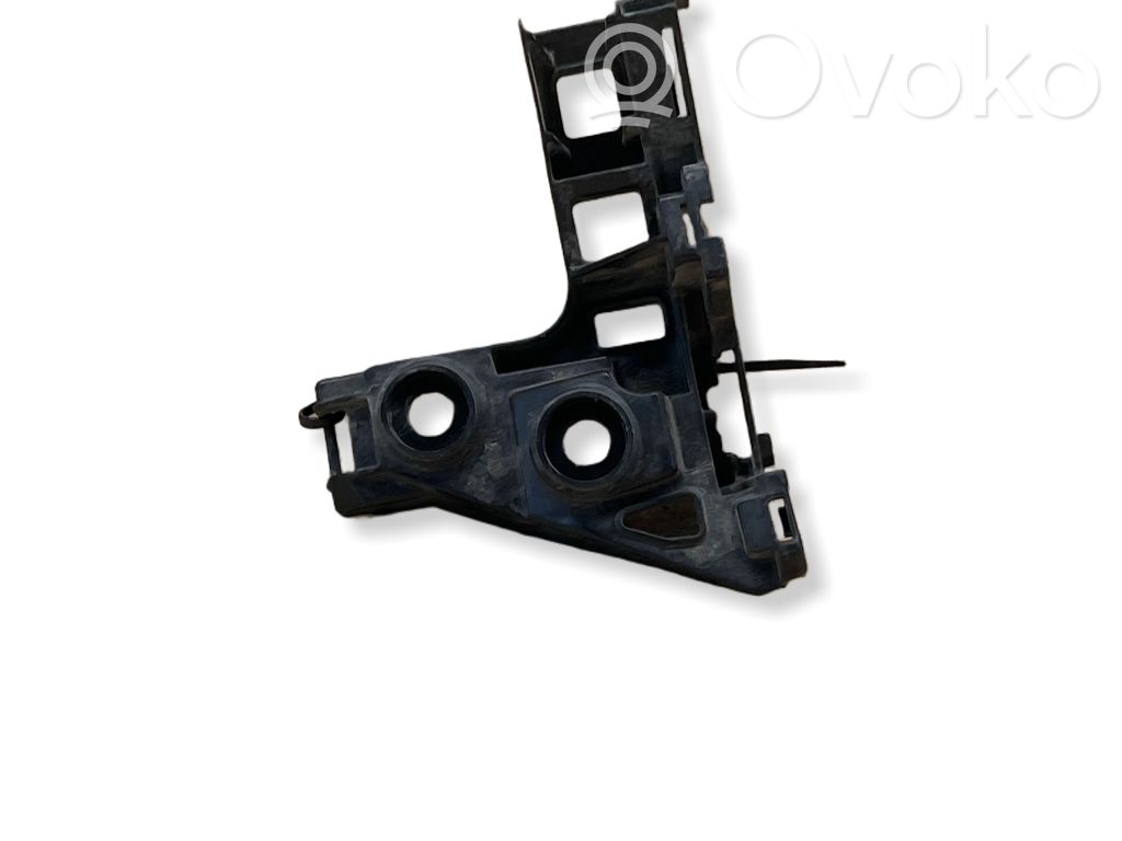 Volkswagen Golf VII Soporte de montaje del parachoques trasero 