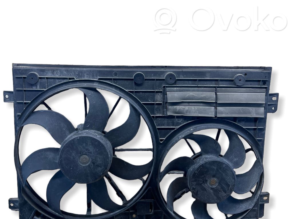 Volkswagen PASSAT B7 Elektrisks radiatoru ventilators 