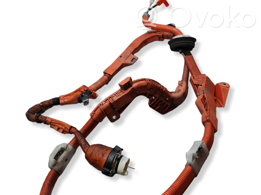 Toyota Auris E180 Positive cable (battery) 