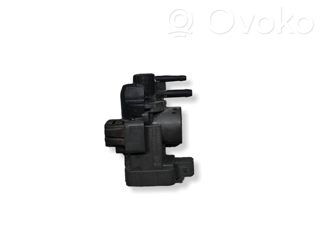 Renault Clio III Zawór podciśnienia / Elektrozawór turbiny 