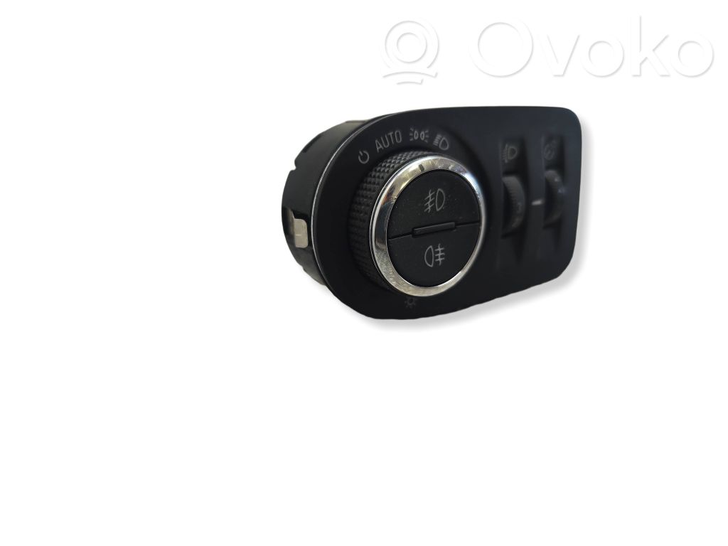 Opel Corsa E Interruptor de luz 
