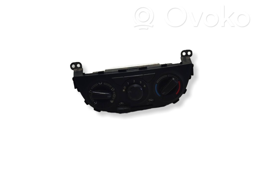 Suzuki Celerio Climate control unit 