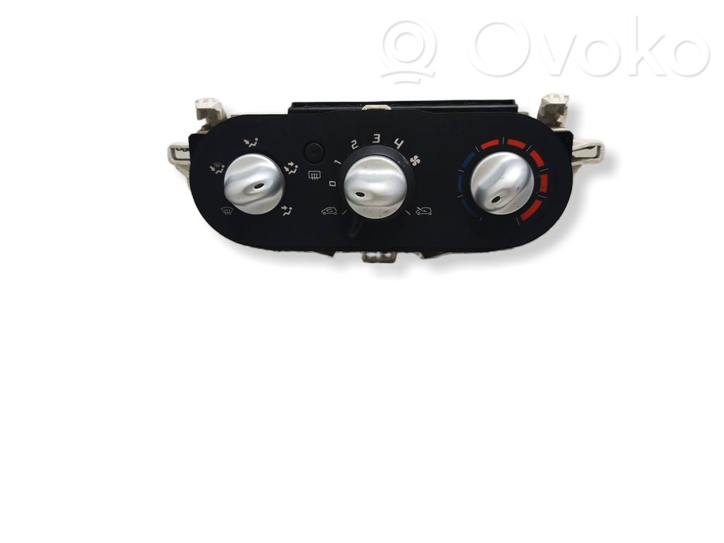 Renault Twingo II Climate control unit 