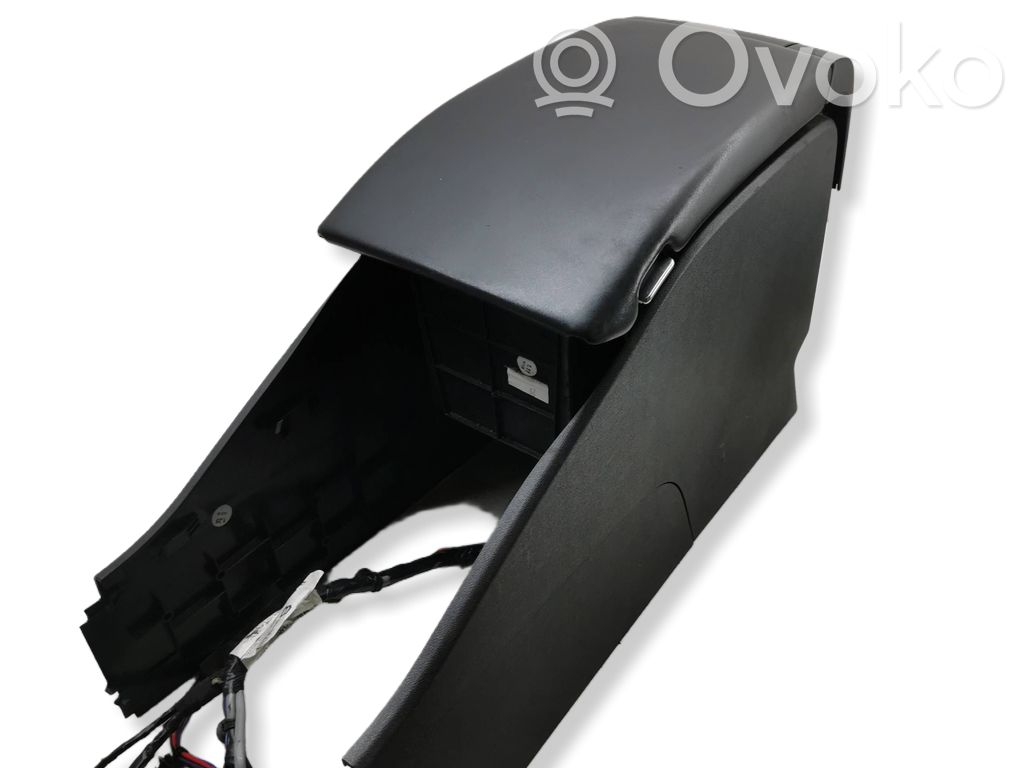 Volvo V70 Armrest 