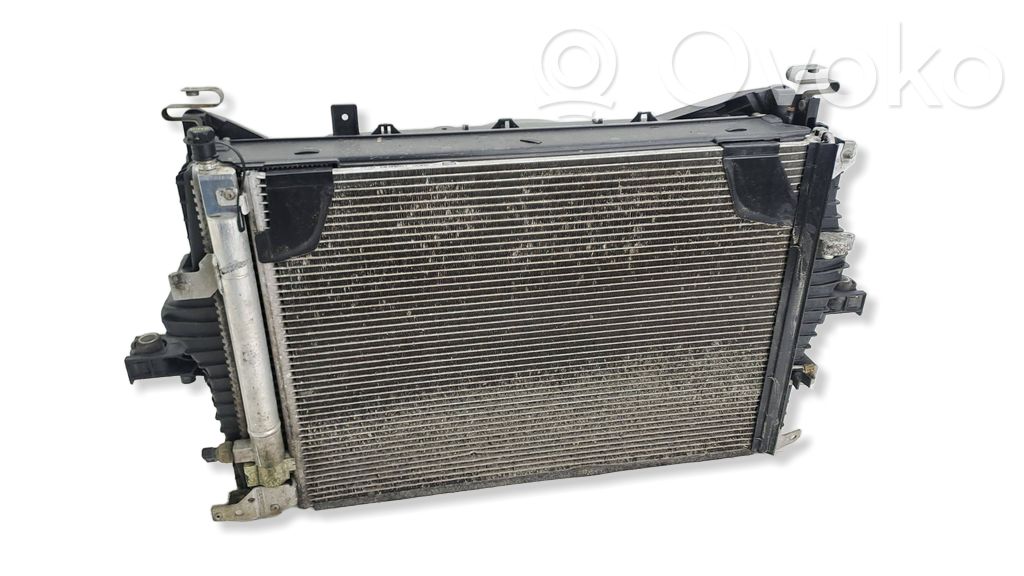 Volvo XC70 Chłodnica / Komplet 