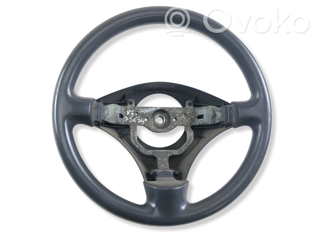 Toyota Yaris Verso Stūre 