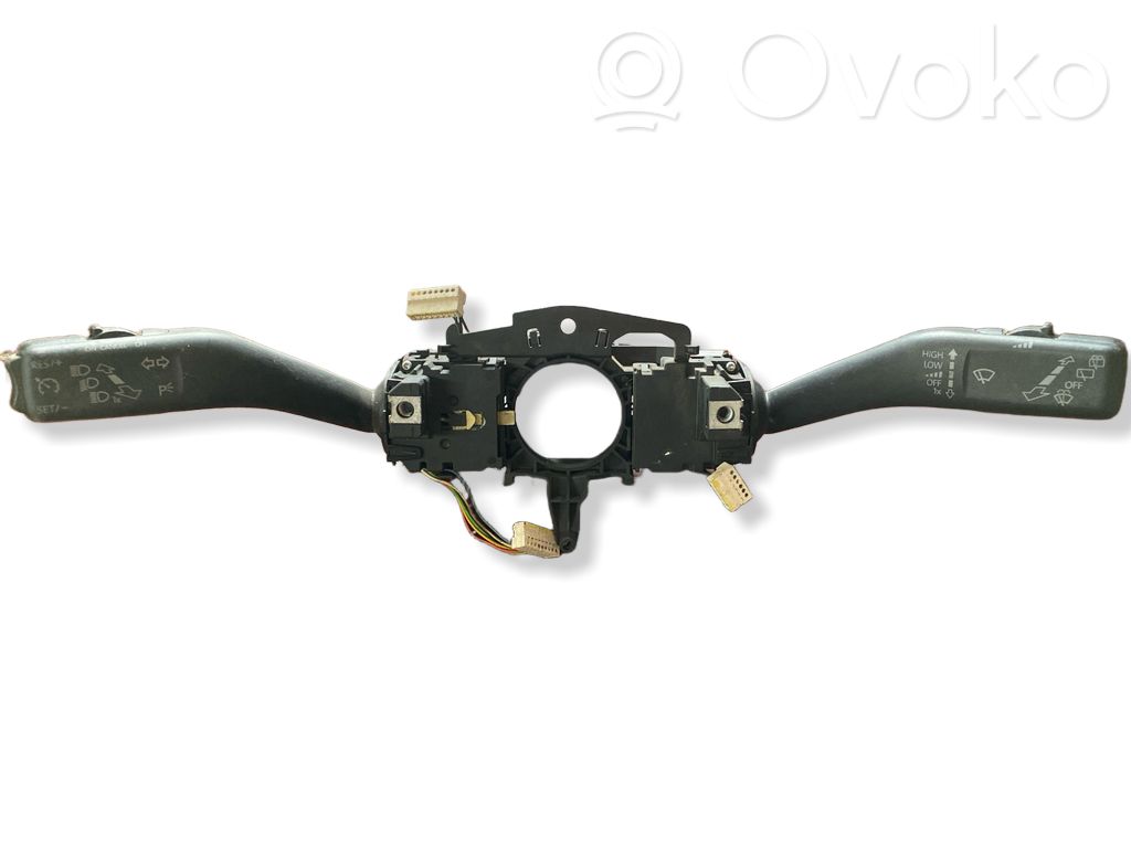 Volkswagen Golf V Interruptor/palanca de limpiador de luz de giro 