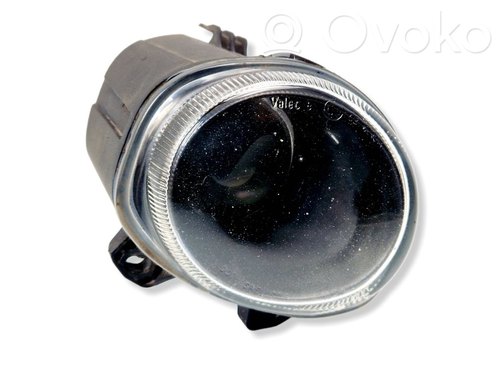Front fog light   E9024015