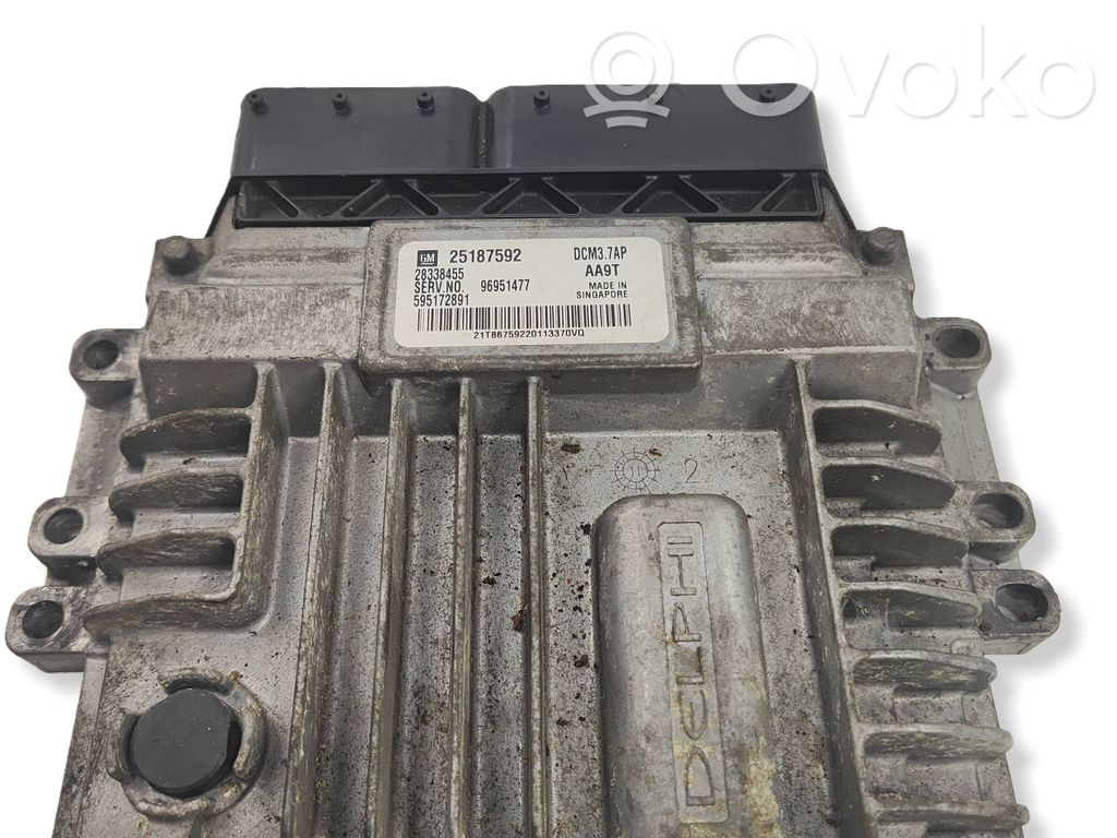 Chevrolet Captiva Engine control unit/module 
