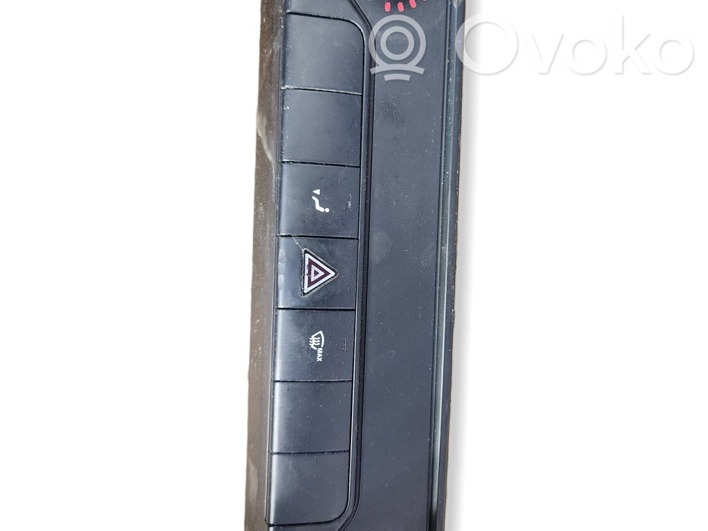 Panel klimatyzacji   A9079054006,ZGS001,183500,182800