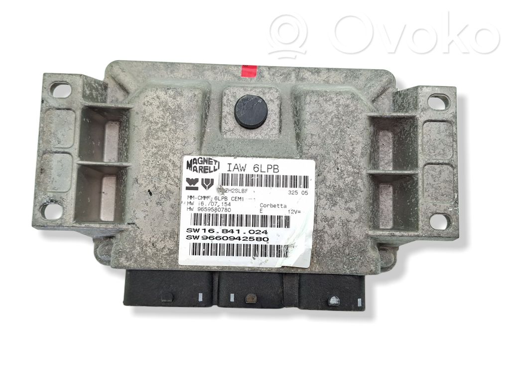 Peugeot 407 Engine control unit/module 