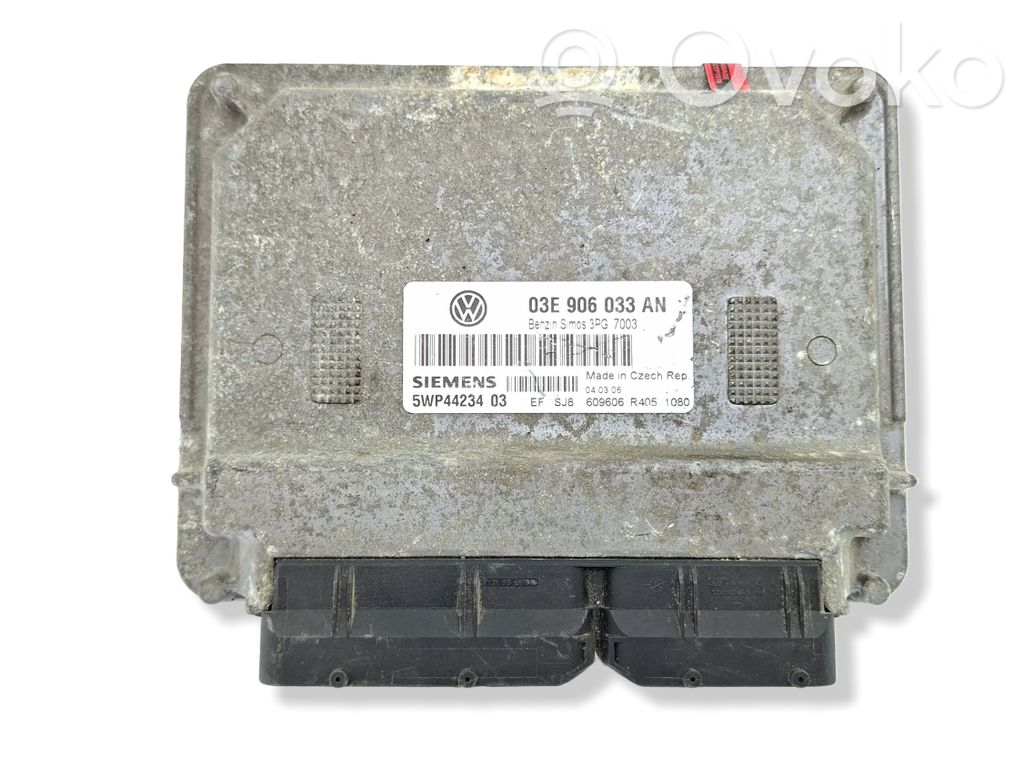 Skoda Fabia Mk2 (5J) Engine control unit/module 