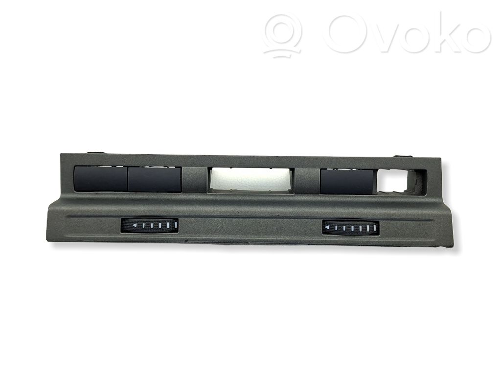Otras partes del panel de instrumentos   4F0941516