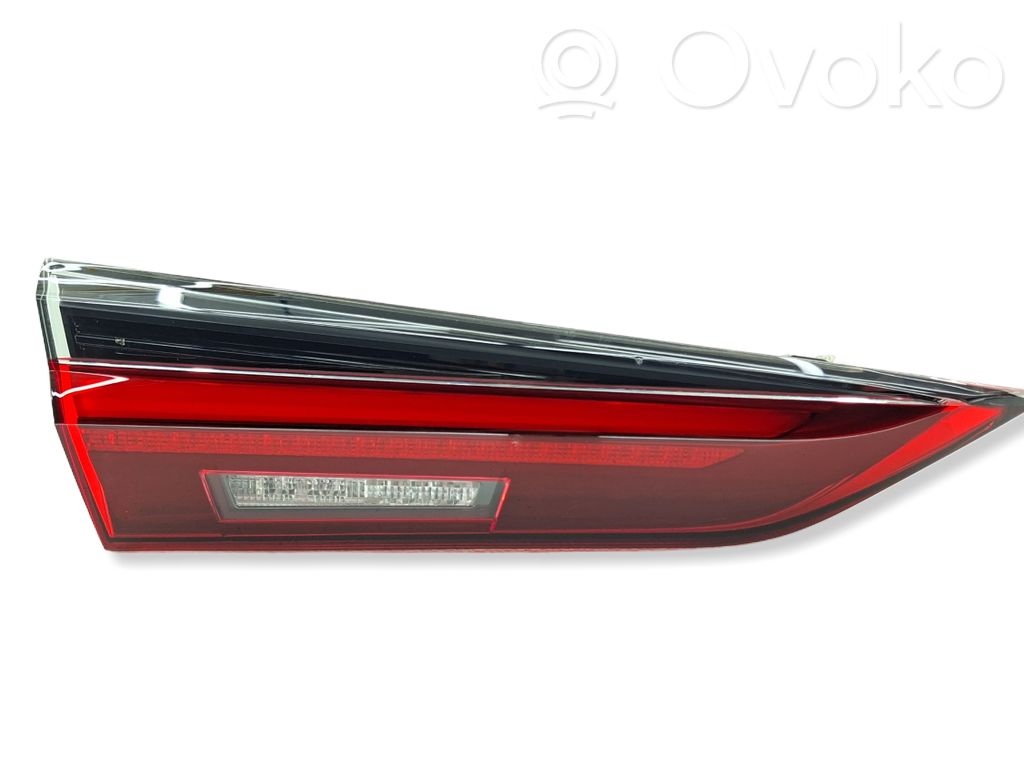 BMW i4 Tailgate rear/tail lights 
