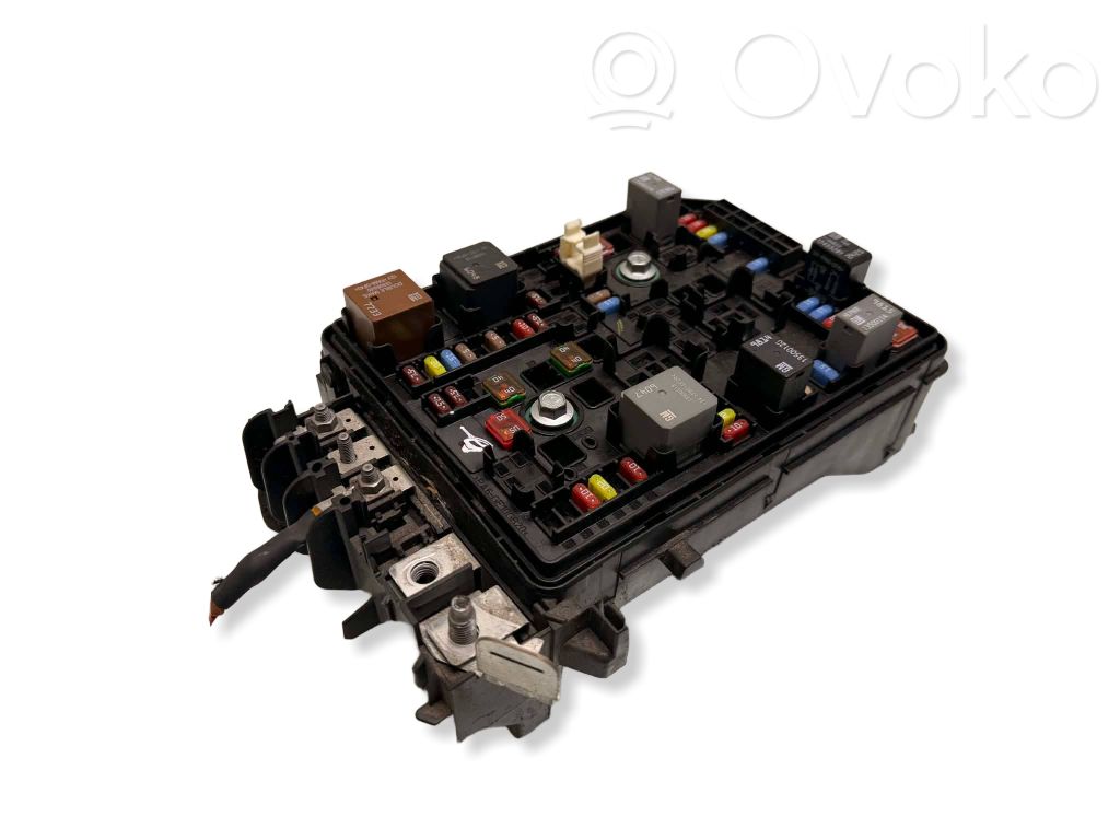 Opel Astra K Sulakemoduuli 