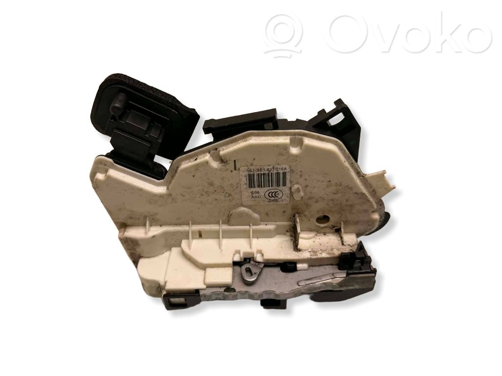 Skoda Octavia Mk3 (5E) Front door lock 