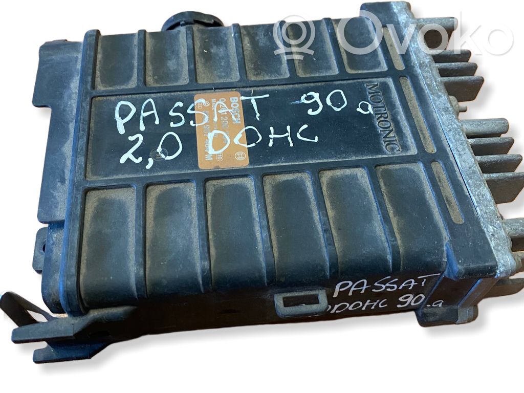 Volkswagen PASSAT B3 Engine control unit/module 